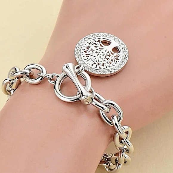 Silver Tree Of Life Chain Link Bracelet - Picture 5 of 5